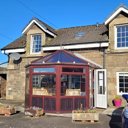 Kirk of Shotts Blairmains Guest House מראה חיצוני תמונה