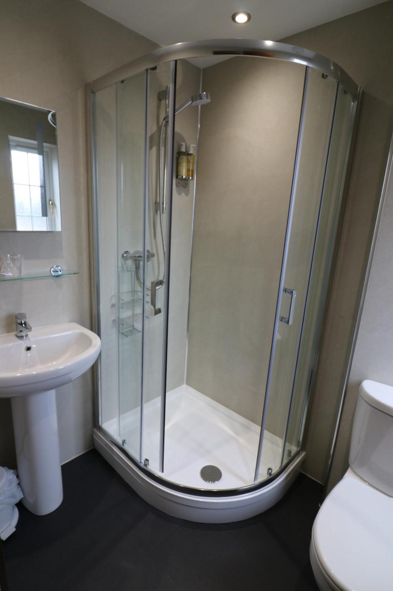 Kirk of Shotts Blairmains Guest House חדר תמונה