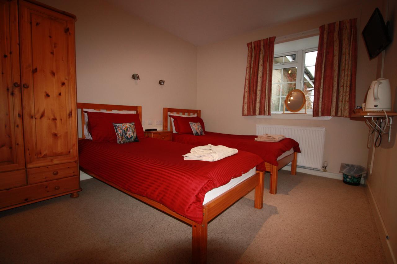 Kirk of Shotts Blairmains Guest House מראה חיצוני תמונה